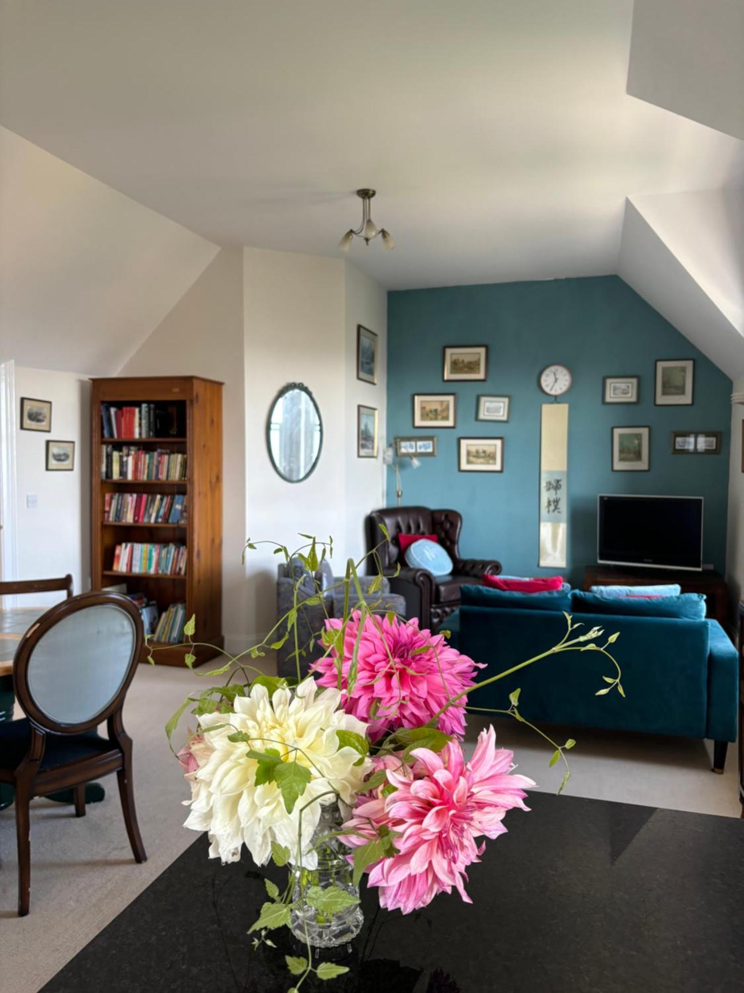 Spacious Town-Centre Apartment With Stunning Views 大莫尔文 外观 照片